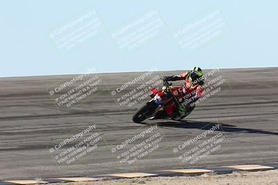 media/Jan-15-2026-Racers Edge (Thu) [[dfebeb70ab]]/3-B Group/Session 2 (Bowl Exit)/